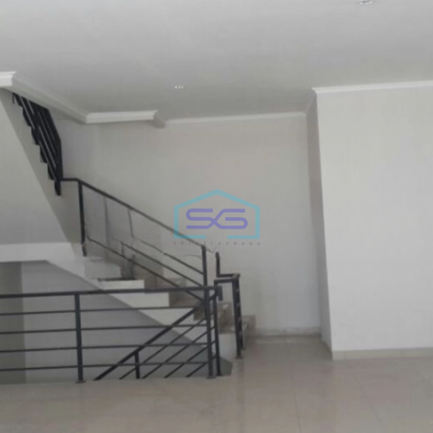 Dijual Ruko Luas Bangunan  210 m² Lokasi Strategis di Buah Batu Bandung-4