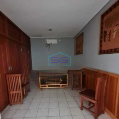 Dijual Cepat Ruko 2 Lantai Luas Bangunan  330 m² di Sawahan Surabaya