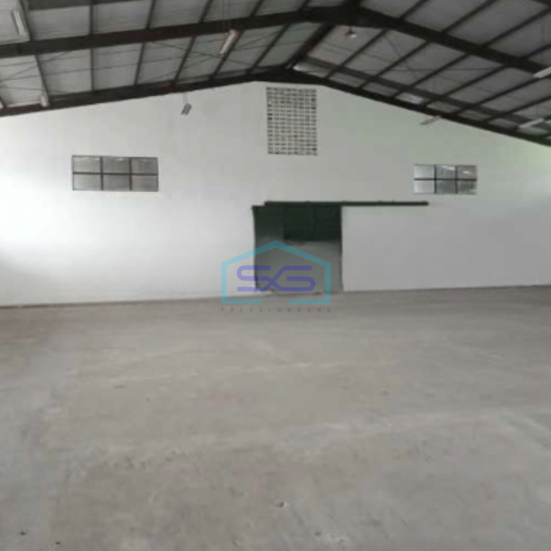 Disewakan Gudang Luas Tanah  5000 m² di Kopo Bandung Akses Container 40 Feet-1