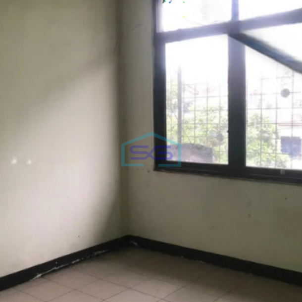 Disewakan Ruko di Taman Kopo Indah Bandung LB 120m² Unfurnished SHM Sertifikat Hak Milik-1