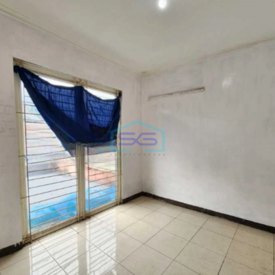 Dijual Ruko 3 Lantai Luas Bangunan 210 m²  Lokasi Setra Sari Bandung