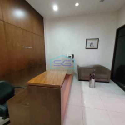 Dijual Ruko 3 Lantai Luas Bangunan 210 m²  Lokasi Setra Sari Bandung