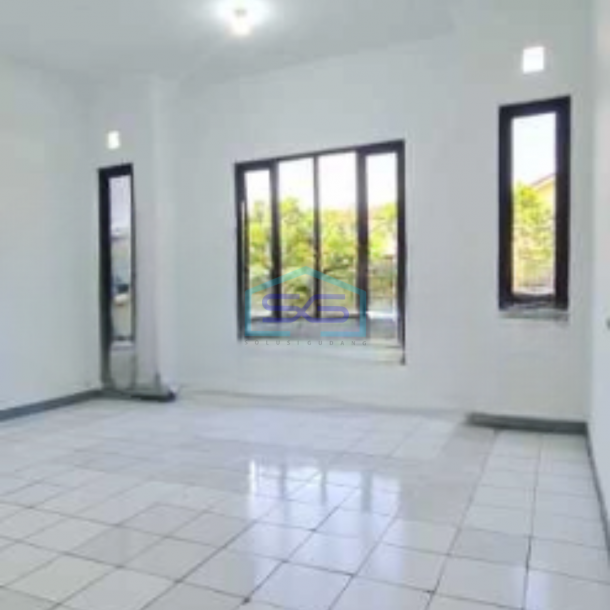 Dijual Ruko 2 Lantai Luas Bangunan 160 m² Lokasi Taman Holis Indah Bandung-3