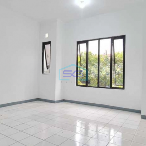 Dijual Ruko 2 Lantai Luas Bangunan 160 m² Lokasi Taman Holis Indah Bandung-1
