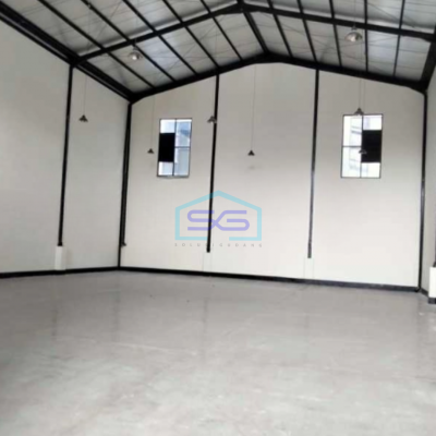 Disewakan Gudang Luas Bangunan  450 m² Lokasi Bebas Banjir di Padalarang Bandung