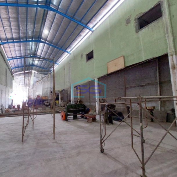 Dijual Gudang Siap Huni Luas Tanah 1313 m² Lokasi Cibaduyut Bandung-2