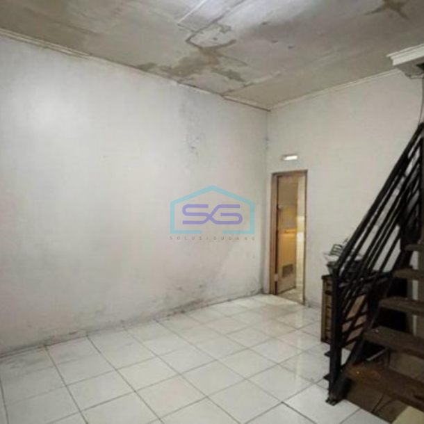 Dijual Ruko 2 Lantai Luas Bangunan 108 m² Lokasi Taman Kopo Indah Bandung-1