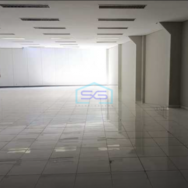 Disewakan Ruko Luas Bangunan  750 m² Lokasi Pungkur Bandung-3