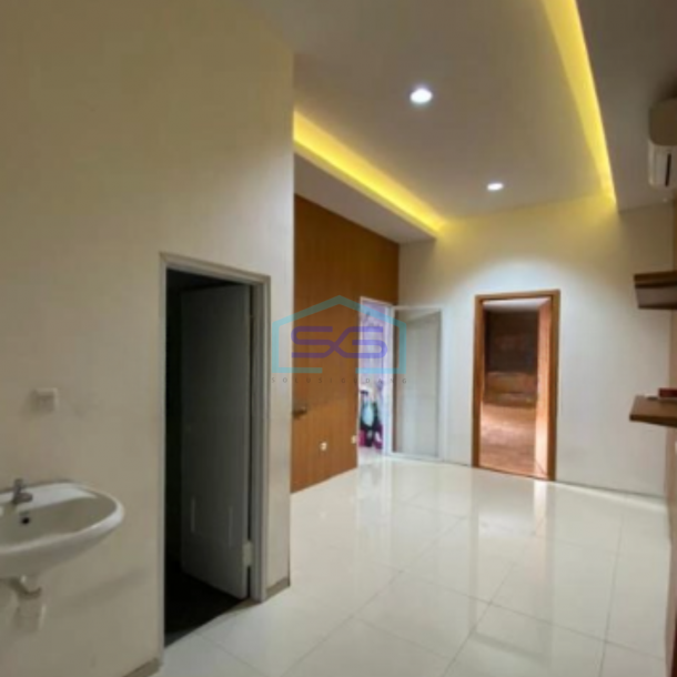 Disewakan Ruko 2 Lantai Luas Tanah 120 m² Lokasi Surya Sumantri Bandung-3