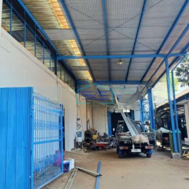 Disewakan Gudang Luas Tanah  300 m² Lokasi Bandung-1