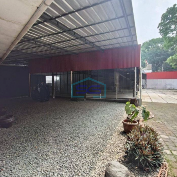 Disewakan Ruang Usaha Sayap Sukajadi Bandung Parkiran Luas-1