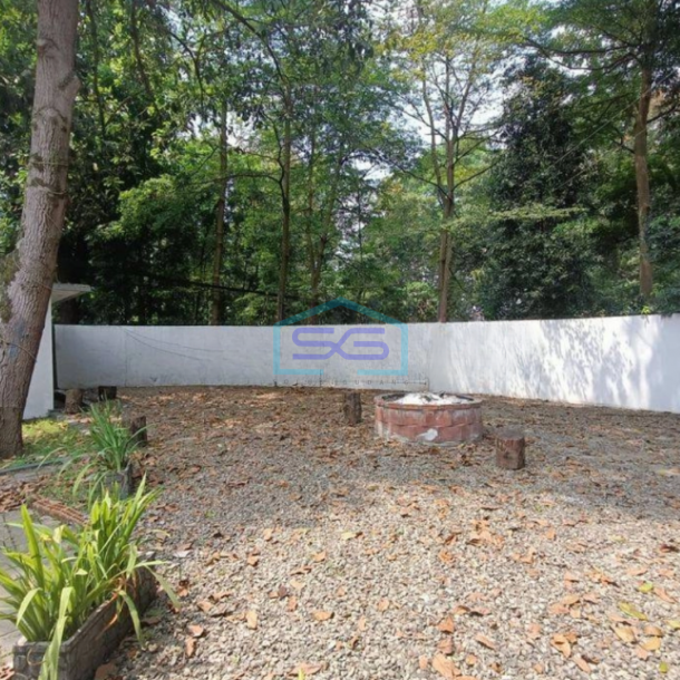 Disewakan Ruang Usaha Sayap Sukajadi Bandung Parkiran Luas-2