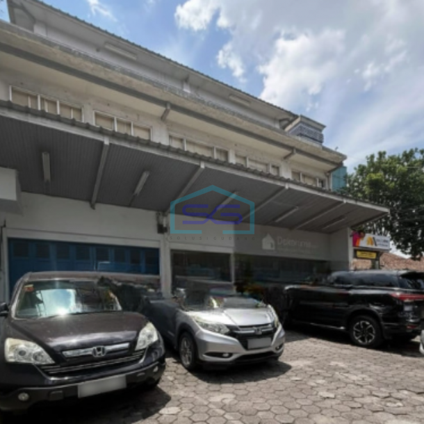 Disewakan Ruang Usaha Strategis Luas Tanah 764 m² Lokasi Pasir Kaliki Bandung-2