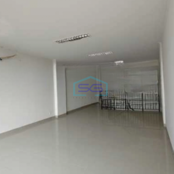 Disewakan Ruko 3 Lantai Luas Bangunan 198 m² Lokasi Summarecon Bandung-3