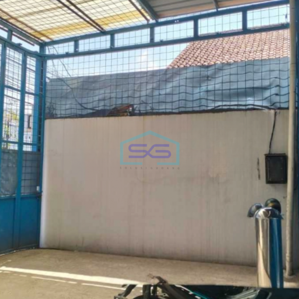 Disewakan Gudang Akses Container 40 Feet Luas Bangunan 300 m2 Lokasi Caringin Bandung-3