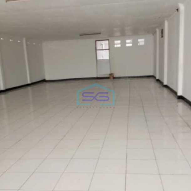 Disewakan Ruko 2 Lantai Luas Bangunan  600 m² Lokasi Bandung Barat-2
