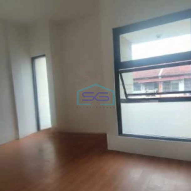 Dijual Ruko 2 Lantai Luas Bangunan 130 m² Lokasi Taman Kopo Indah Bandung-1