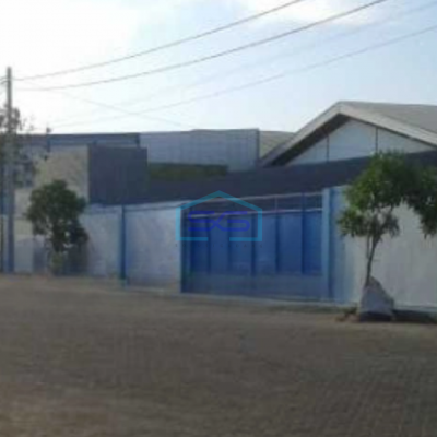 Disewakan Gudang Ada Kantor Luas Bangunan 980 m² Lokasi di Surabaya