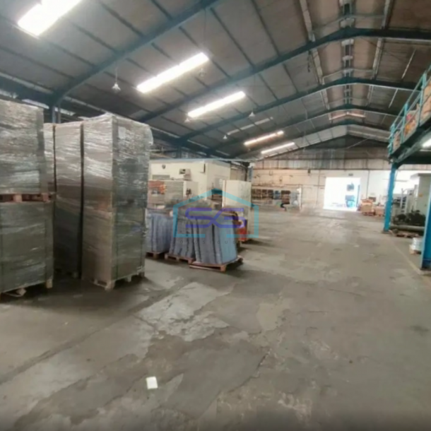 Disewakan Gudang Luas Bangunan 9000 m² Lokasi di Surabaya-2