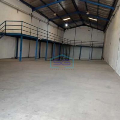 Disewakan Gudang Luas Tanah   440 m² Lokasi di Margomulyo Surabaya