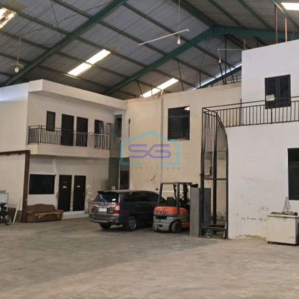 Disewakan Gudang Lokasi Bebas Banjir di Tandes Surabaya Luas Tanah  2130 m²-2