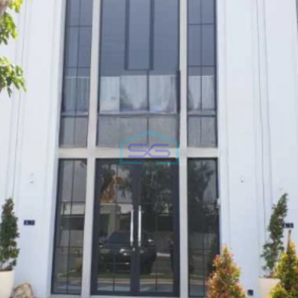 Dijual Ruko 2 Lantai Luas Bangunan  110 m² Lokasi Strategis di Surabaya Jawa Timur-1