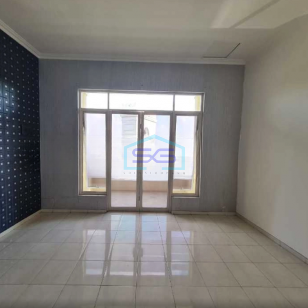 Dijual Ruko 2 Lantai Luas Bangunan 152 m² Lokasi di Wiyung Surabaya-2