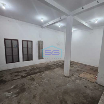 Dijual Gudang Akses Container Luas Tanah 384 m² Lokasi Sidoarjo Jawa Timur