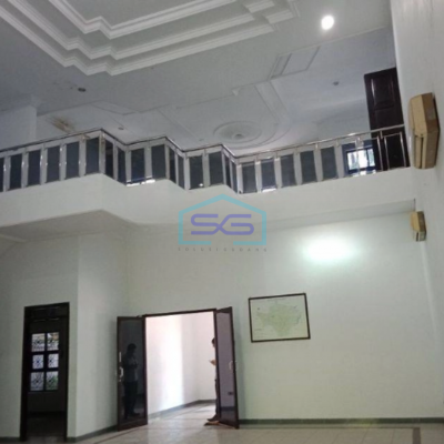 Dijual Ruang Usaha 2 Lantai Lokasi Strategis di Banajarsari Solo