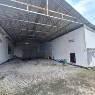 Dijual Gudang Lokasi Strategis di Jalan Provinsi Sambungmacan Sragen Luas Tanah  600 m²