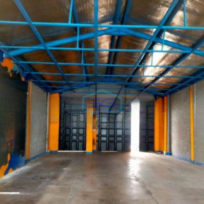 Disewakan  Ruko Lokasi Strategis di Jalan Utama Nusukan Solo Luas Bangunan 170 m²