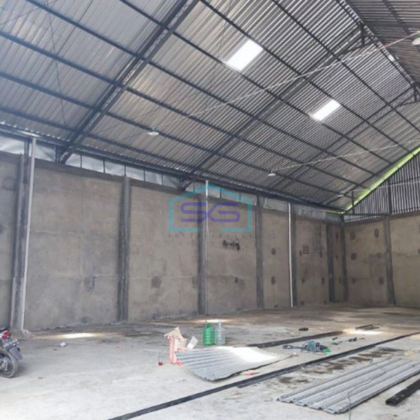 Disewakan Gudang Siap Huni Bebas Banjir Luas Tanah  712 m² di Gondangrojo Karanganyar-1
