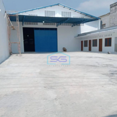 Disewakan Gudang Bagus Akses Container Luas Tanah  1825 m² di Kartosuro Solo