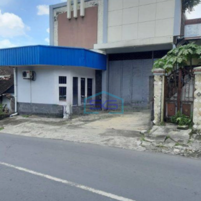 Disewakan Gudang Siap Pakai di Banjarsari Solo Luas Tanah 325 m² Akses Truk