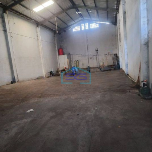Disewakan Gudang Siap Pakai di Banjarsari Solo Luas Tanah 325 m² Akses Truk-1