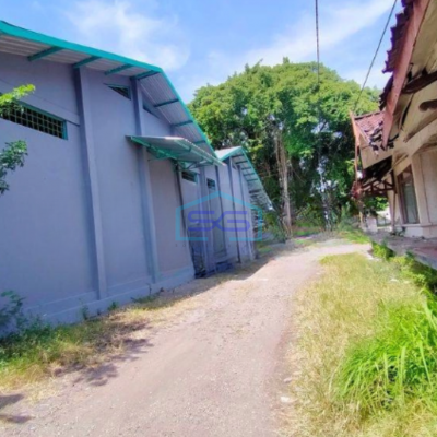 Disewakan Gudang Plus Kantor Siap Pakai di Dekat Tol Kartosuro Solo Luas Akses Container