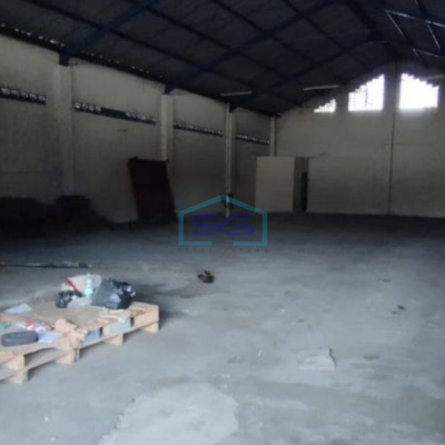 Disewakan Gudang Lokasi Strategis di Jalan Besar Banjarsari Solo Luas Tanah 400 m²