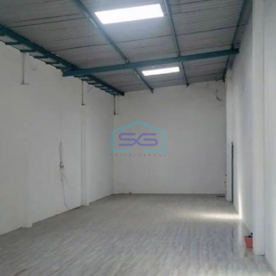 Disewakan Gudang Bagus Siap Pakai Akses Tronton Luas Bangunan 400 m² di Laweyan Solo