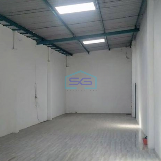Disewakan Gudang Bagus Siap Pakai Akses Tronton Luas Bangunan 400 m² di Laweyan Solo-1