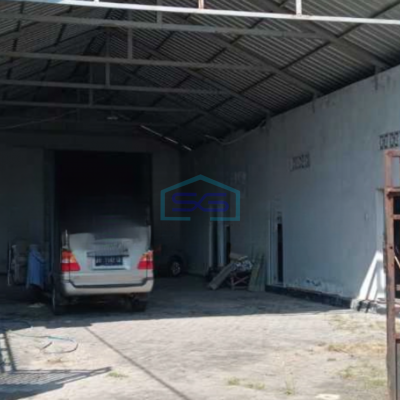 Dijual Gudang Luas Tanah  1300 m² Lokasi Strategis di Sragen Jawa Tengah