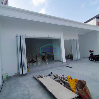 Disewakan Ruko Baru Luas Tanah 325 m² di Mangkubumen Solo