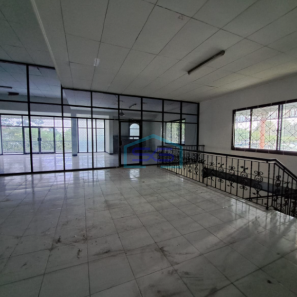 Disewakan Gudang Akses Container di Kartosuro Solo Luas Tanah 2850 m²-3