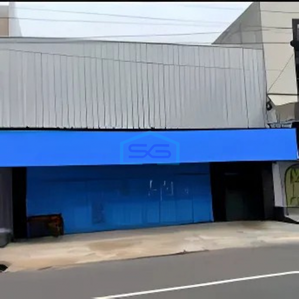 Dijual Ruko Lokasi Strategis di Kratonan Solo Luas Tanah 203 m²-2