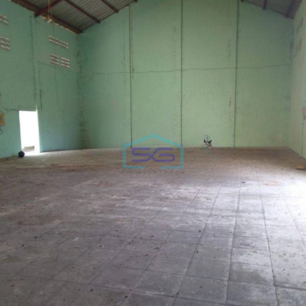 Dijual Gudang Akses Container Luas Tanah 1000 m² di Masaran Sragen Harga Bisa Nego-1