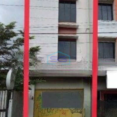 Disewakan Ruko Lokasi Strategis 3 lantai di Manahan Solo