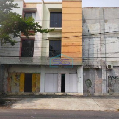 Disewakan Ruko 3 Lantai Siap Pakai di Banjarsari Solo Luas Bangunan  165 m²