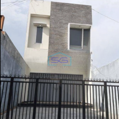 Disewakan Ruko 2 Lantai di Pinggir Jalan Utama Gentan Solo Luas Tanah 200 m²