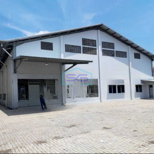 Disewakan Gudang Besar Baru Akses Container Luas Tanah 3300 m² di Karanganyar Solo-2