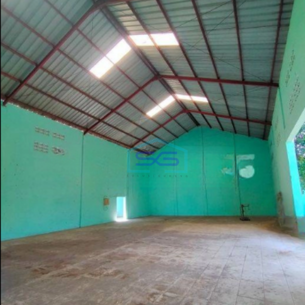 Disewakan Gudang di Kebakkramat Surakarta Luas Tanah  1000 m²  Akses Container 40 Feet-2