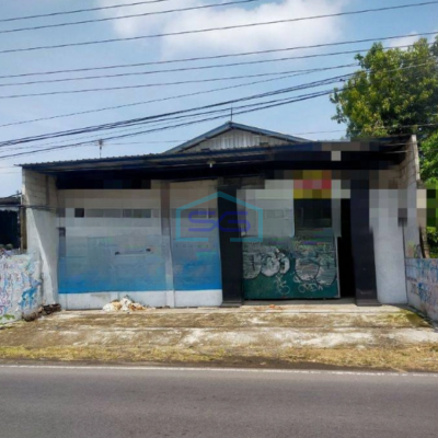 Disewakan Gudang Akses Container di Pinggir Jalan Raya Musaran Sragen Luas Bangunan 367 m²